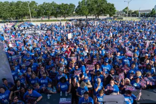 The crowd at the 2023 Freedom to Learn Rally in Orlando